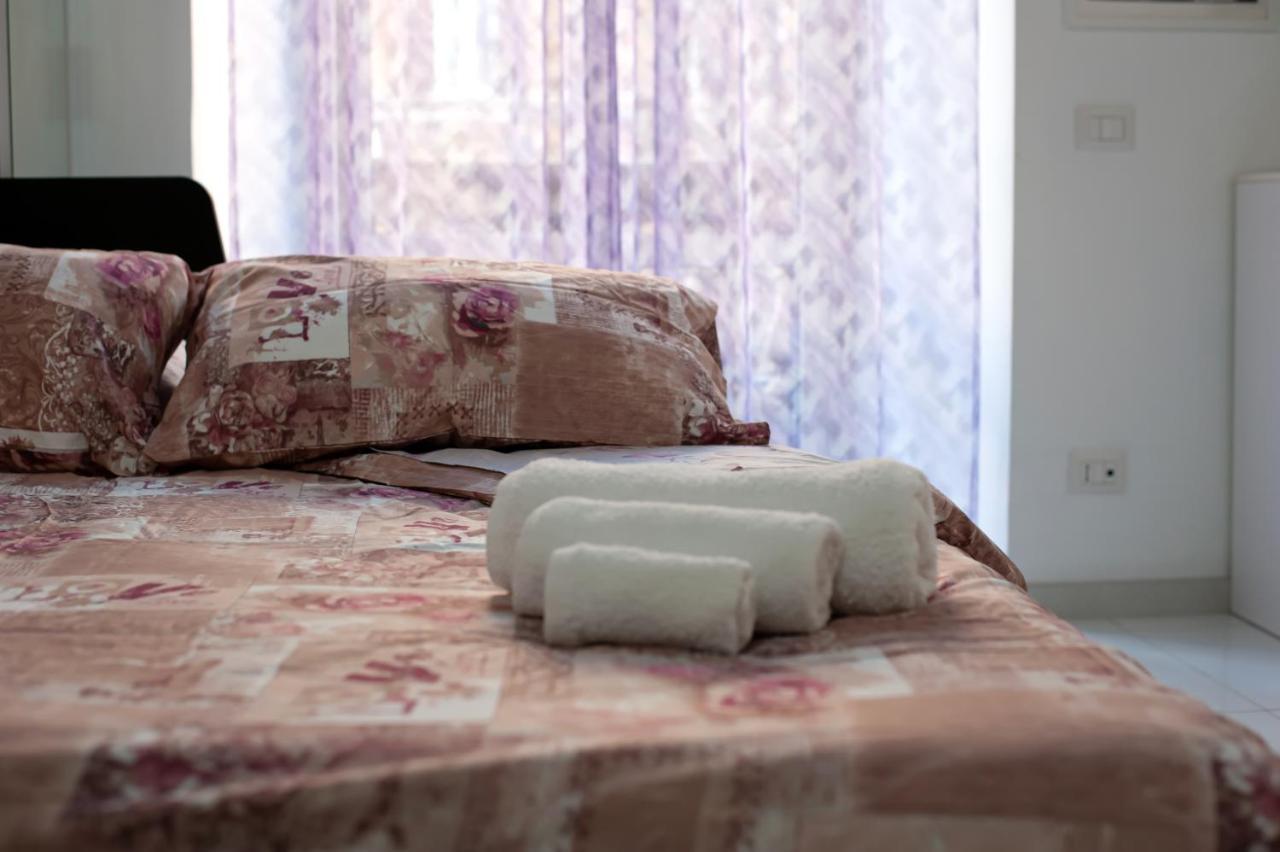 Roma Castel Nepi Home Near Colosseo Екстер'єр фото